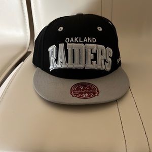 Oakland Raiders hat